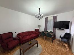 Tbilisi - Apartment - Central Location - Sleeps 2