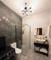 Tbilisi - Apartment - Central Location - Sleeps 2