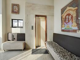 Deluxehotel Navjivan