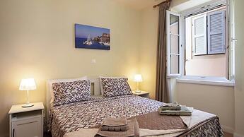 Dei Vecchi Casa by Corfuescapes