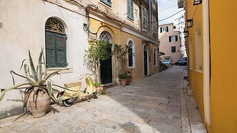 Dei Vecchi Casa by Corfuescapes