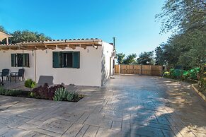 Villa Taxiarchis by Corfuescapes