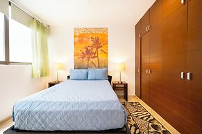 2 Br condo with Rooftop Pool - Doca 303