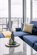 High Rise 1BR Condo w Balcony & Beautiful Views