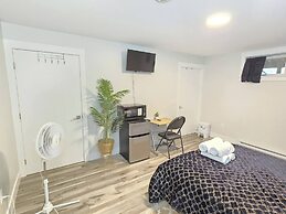 Room-cozy Newly Built Room