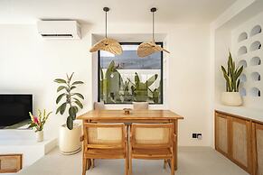 Uluwatu Surf Sanctuary Villa