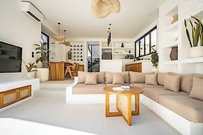 Uluwatu Surf Sanctuary Villa