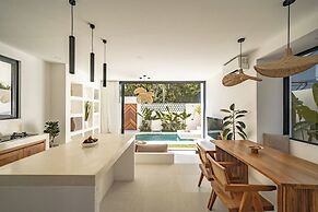 Uluwatu Surf Sanctuary Villa