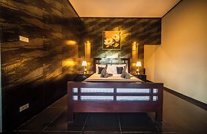 3BR Private Pool Tatiya Villa-Nusa Dua