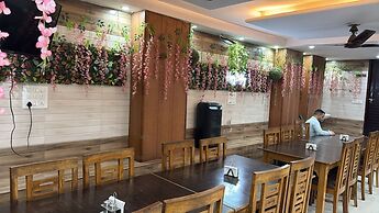 Hotel Shaurya