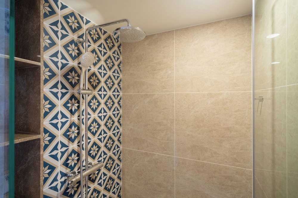 Ozone Calista 1BR Suite Laguna Bang Tao