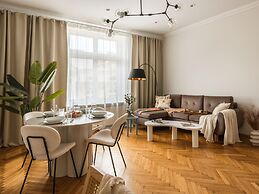 Fragola Apartments Florian Gate