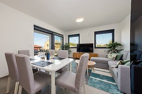 Apartments Vir Horizon