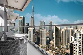 Paramount Luxury 2BR-Burj Khalifa Views