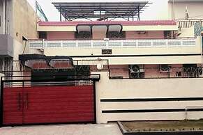 New Palace Guest House