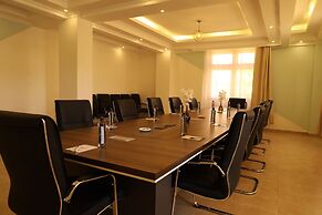 The Africana Hotel- Isiolo