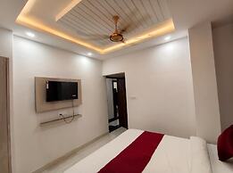 SHIV DHAM PALACE