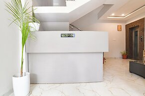 Fabhotel Trivana