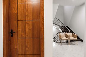 Fabhotel Trivana