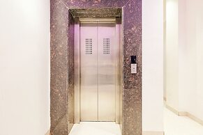 Fabhotel Royal Residency