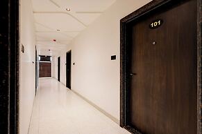 Fabhotel Royal Residency