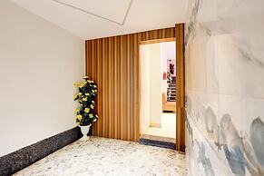 Fabhotel Royal Residency