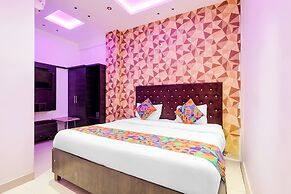 Fabhotel Royal Residency