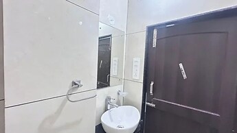 Fabhotel Deep