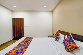 Fabhotel Melody Mings