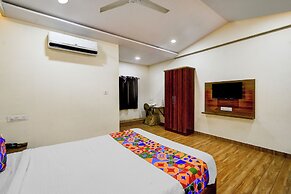 Fabhotel Melody Mings