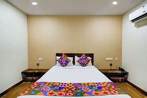 Fabhotel Melody Mings