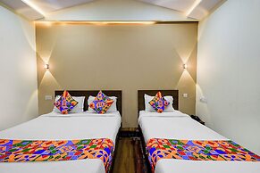 Fabhotel Melody Mings