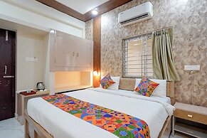 Fabhotel Grant Heights