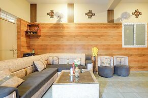Fabhotel Grant Heights