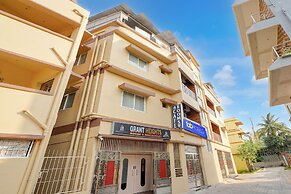 Fabhotel Grant Heights