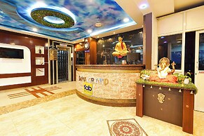Fabhotel Jaya Grand