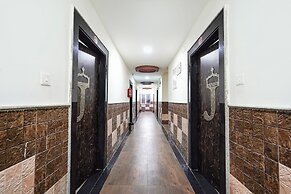 Fabhotel Jaya Grand