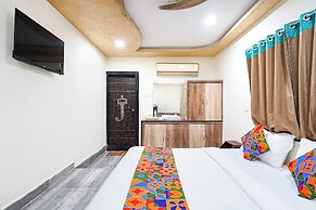 Fabhotel Jaya Grand