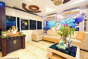 Fabhotel Jaya Grand