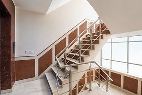 Fabhotel Dev Palace II