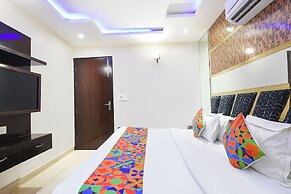Fabhotel Dev Palace II