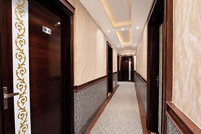 Fabhotel Dev Palace II
