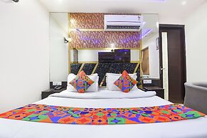 Fabhotel Dev Palace II