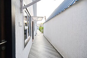 Fabhotel Sunshine