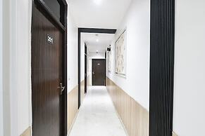Fabhotel Perfectionist