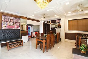 Fabhotel Akshay Inn