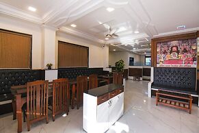 Fabhotel Akshay Inn