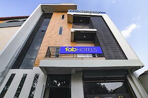 Fabhotel Grand Villa