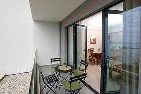 Velaris Apartments