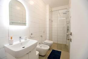 Velaris Apartments